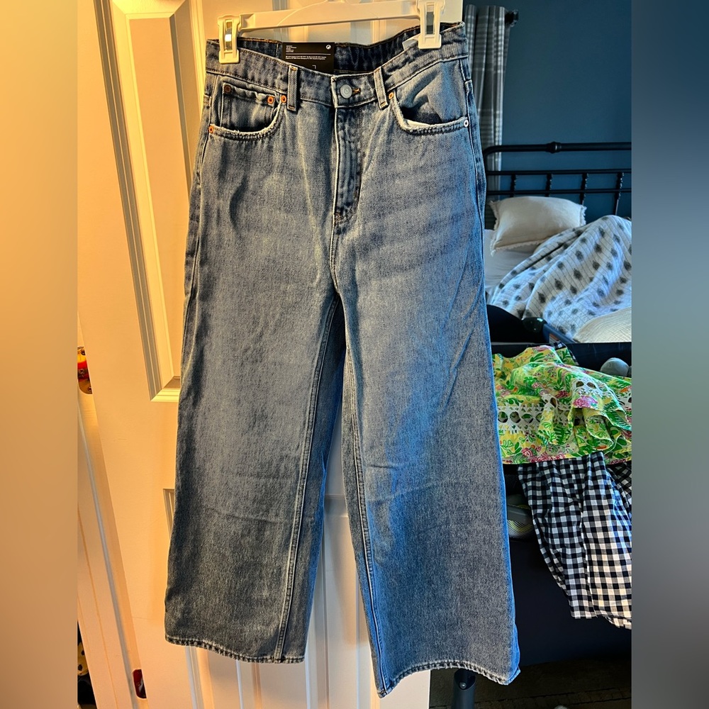 Weekend Wide-Leg Jeans